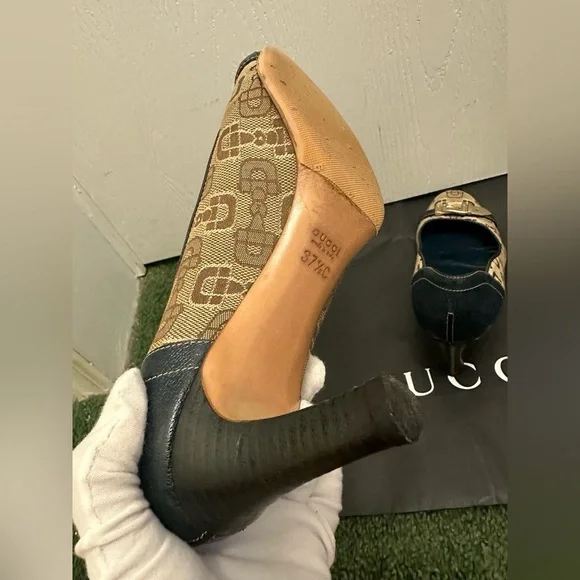 Sold❗️Gucci Horsebit shoes - Picture 7 of 14